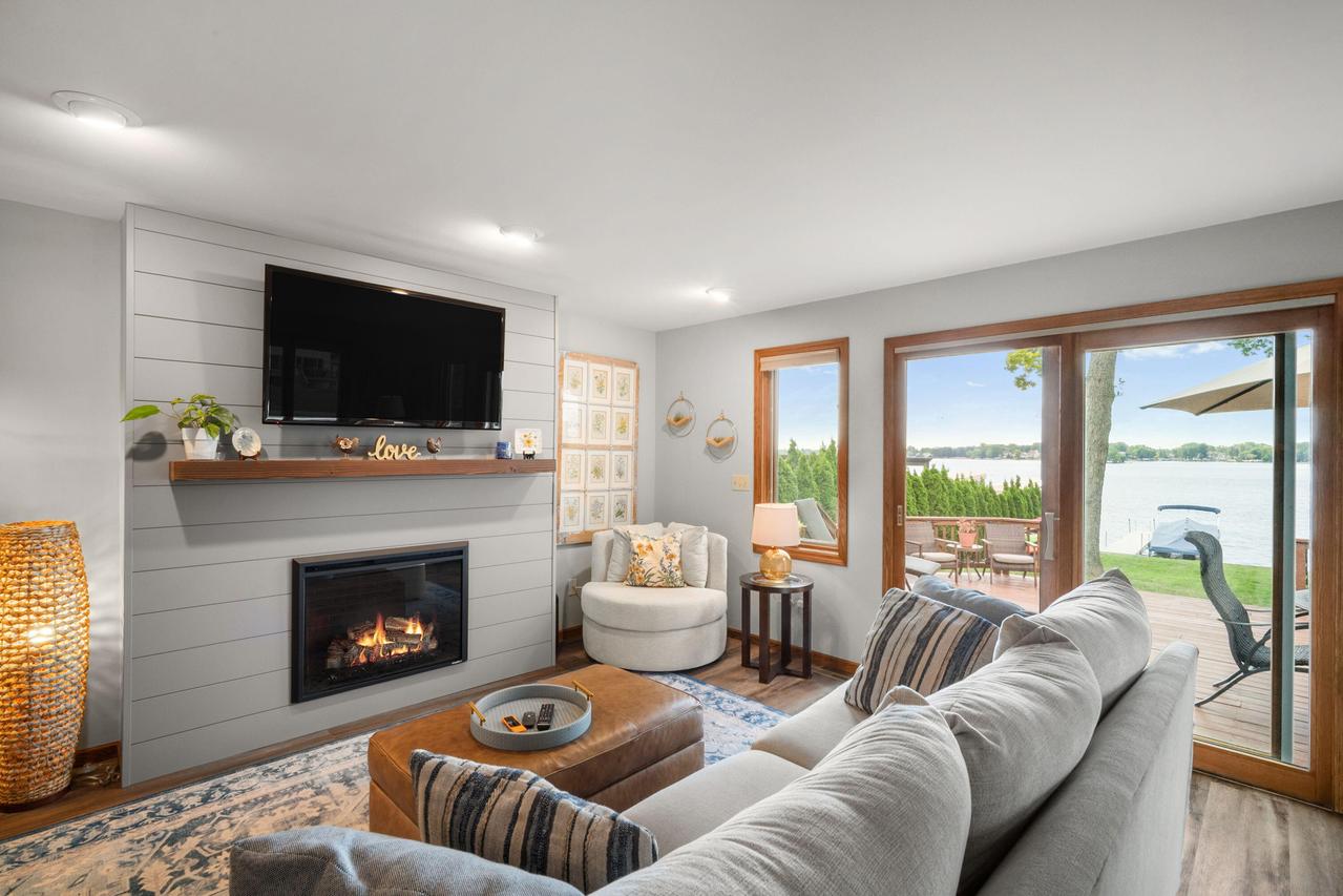 S70W18899 Gold Dr, Muskego, WI 53150