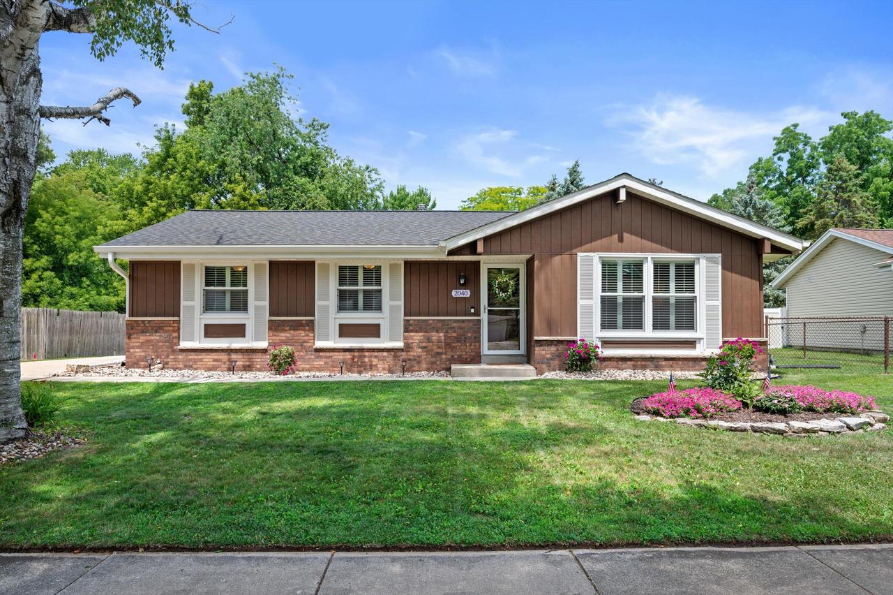 2040 Garland Ave, Waukesha, WI 53188