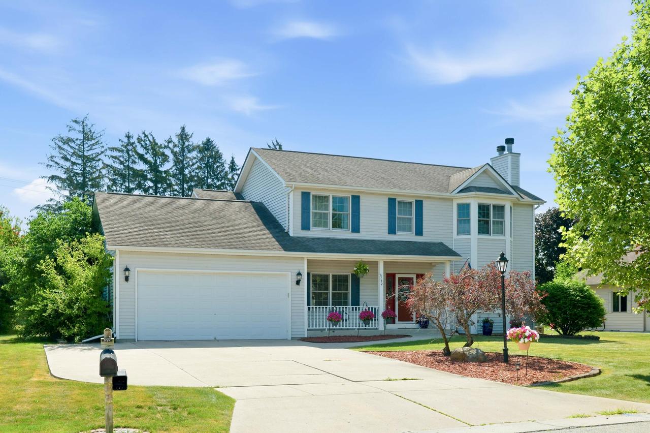6732 S Yale Dr, Franklin, WI 53132