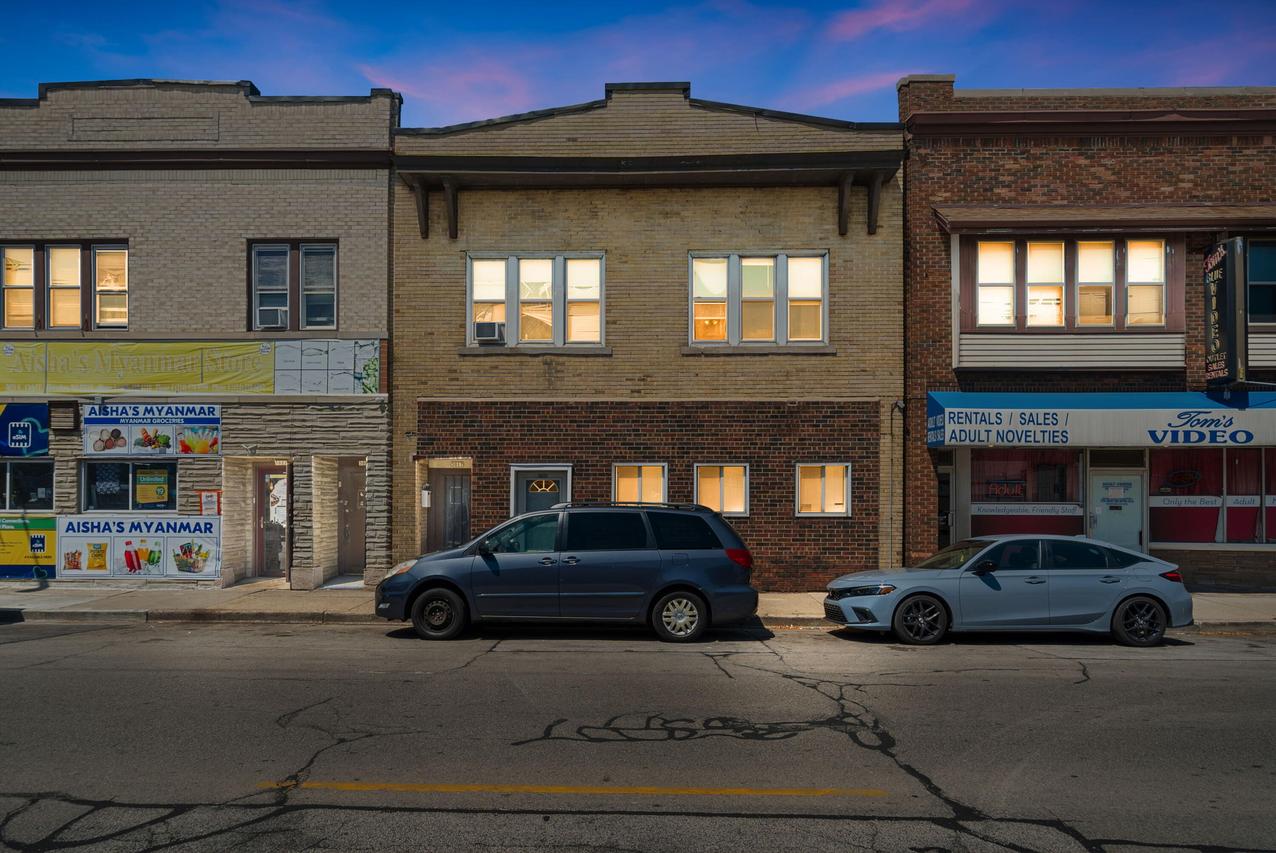 3015 S 13th St #3017, Milwaukee, WI 53215