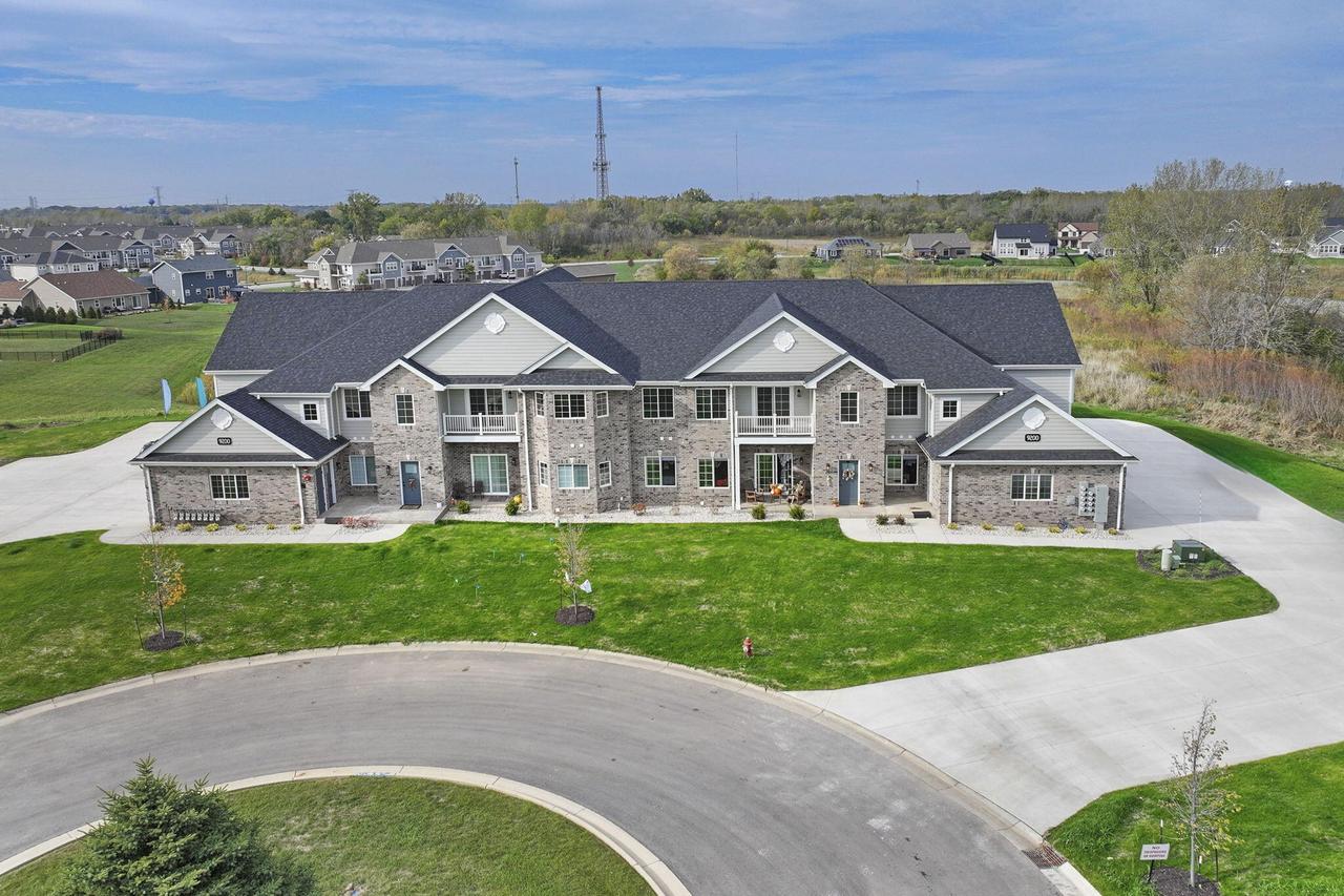 9214 66th Ave #115, Pleasant Prairie, WI 53158