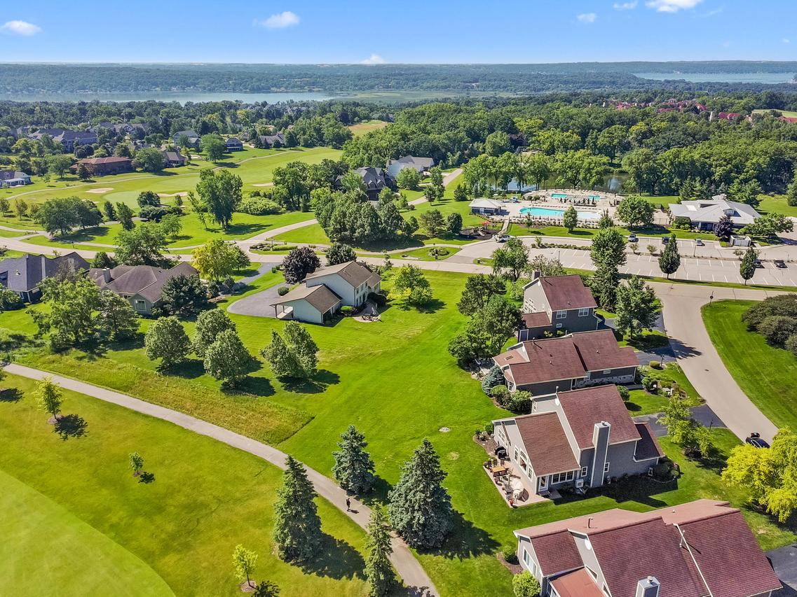 1813 Golfview Dr #35-03, Geneva, WI 53147