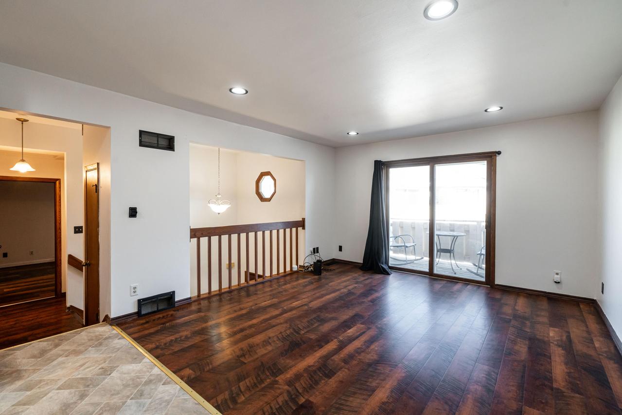 6441 S Crabapple Ct #3, Oak Creek, WI 53154