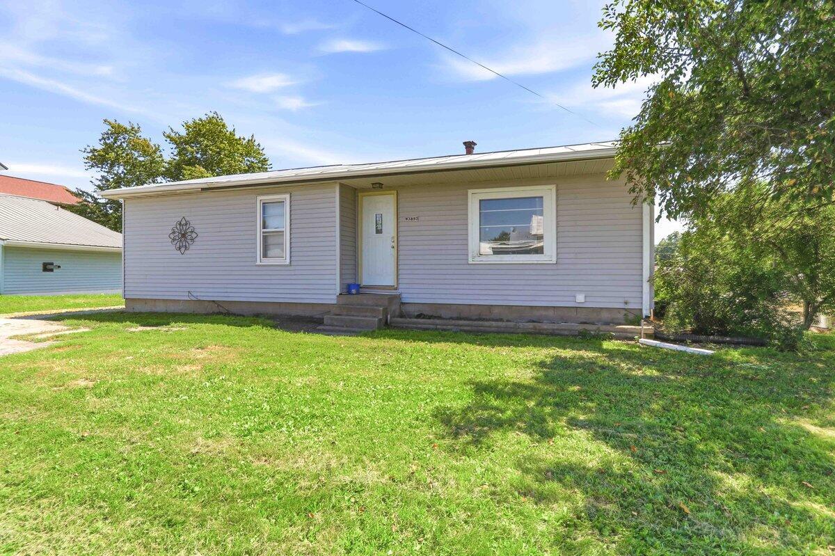 W3893 W County Road De -, Farmington, WI 54644