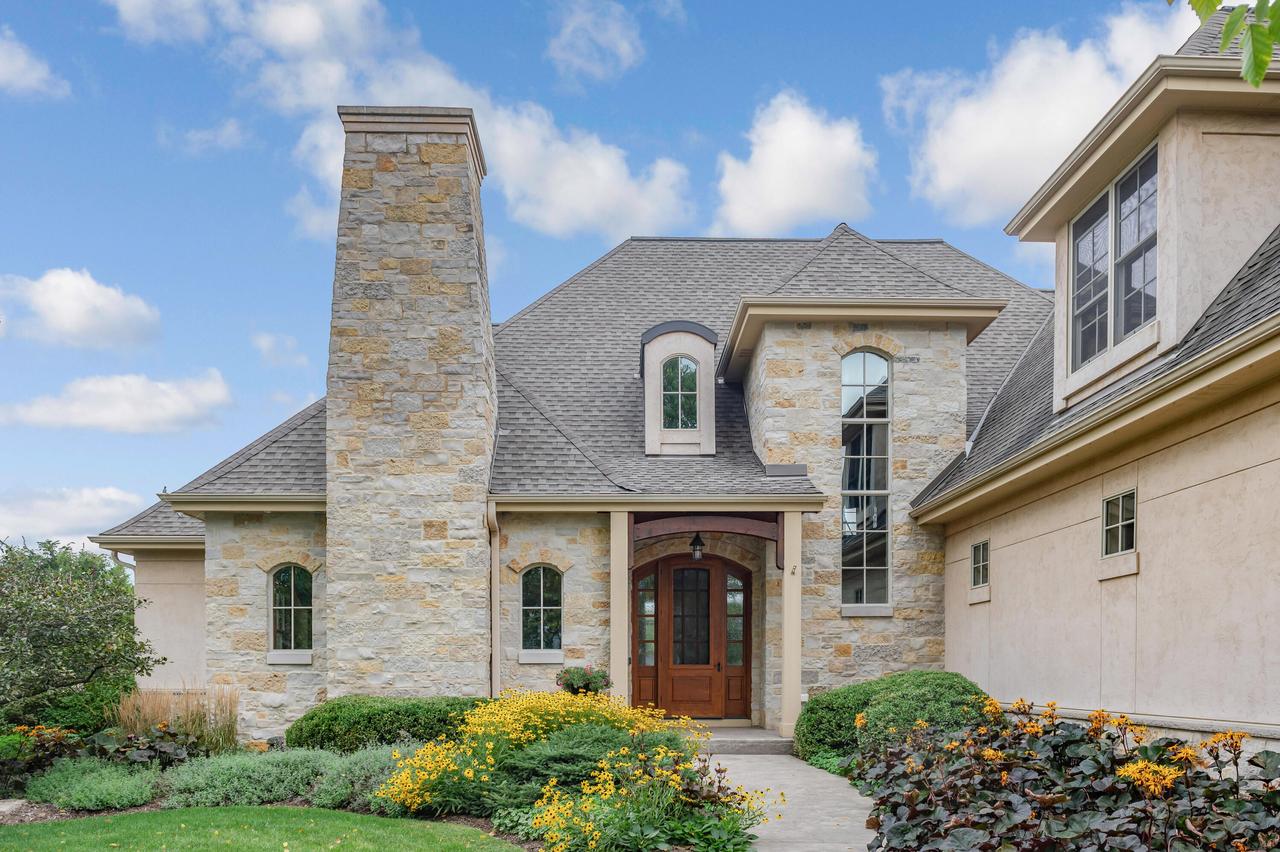 1212 Four Winds Way, Hartland, WI 53029