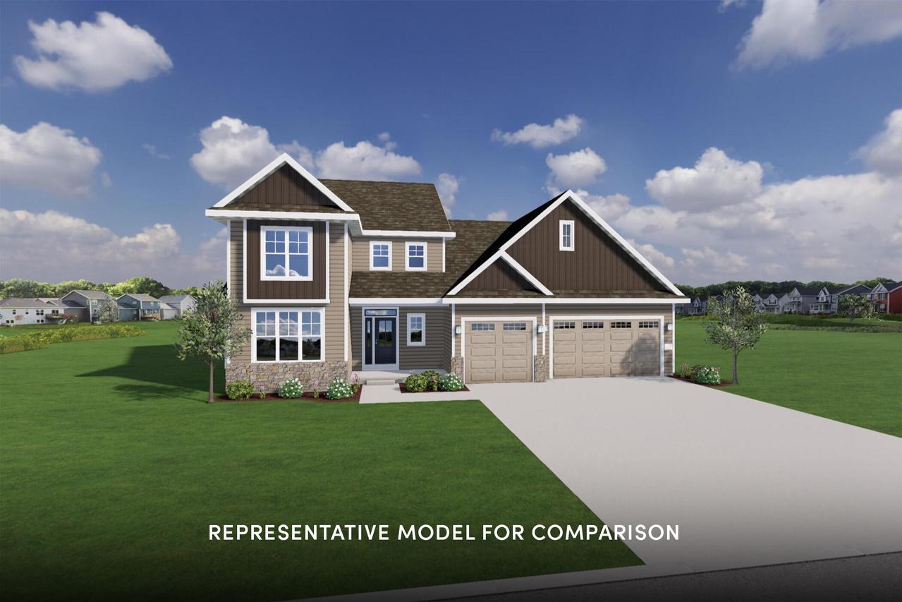 8217 W Bluebird Ct, Mequon, WI 53097