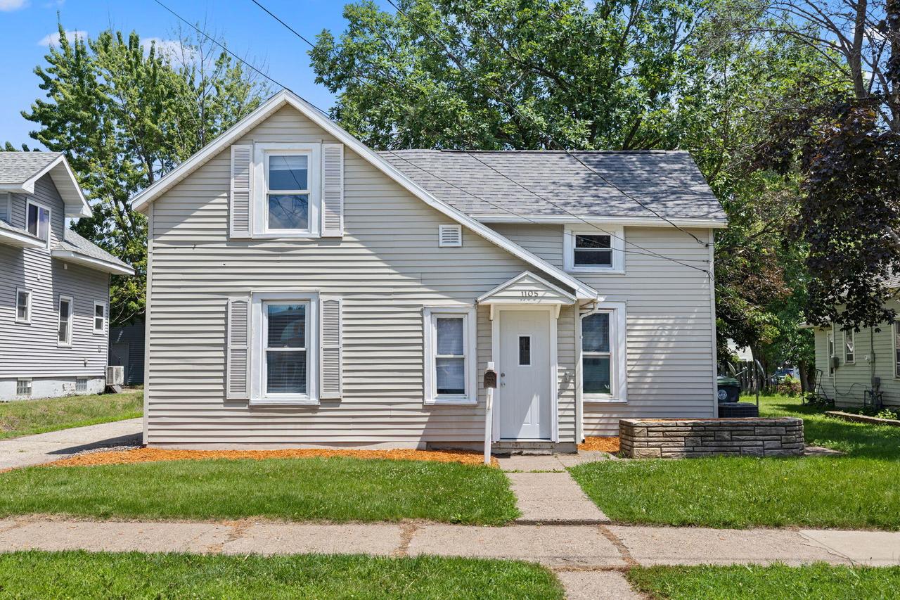 1105 19th St, La Crosse, WI 54601