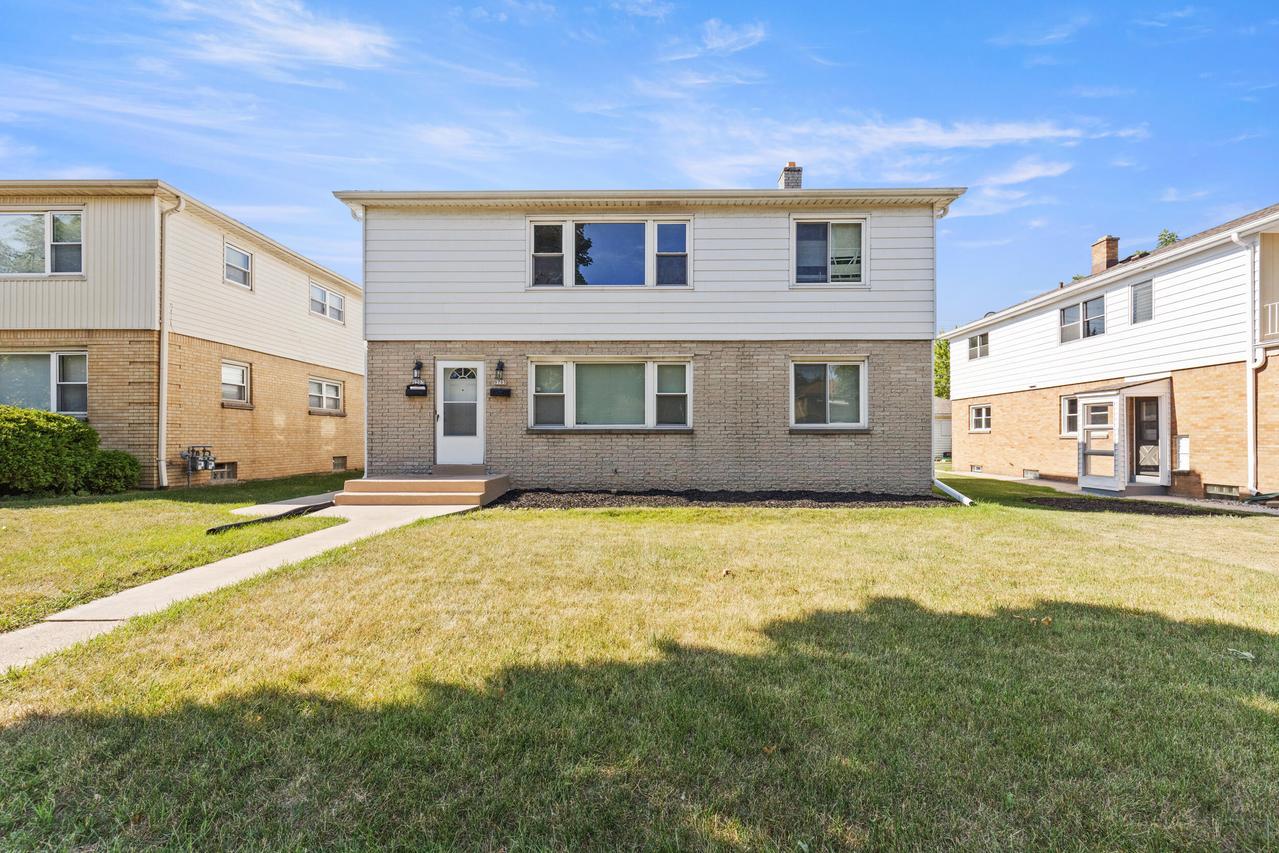 9703 W Capitol Dr #9705, Milwaukee, WI 53222