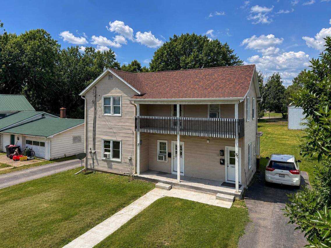 1309 2nd Main St, Elroy, WI 53929