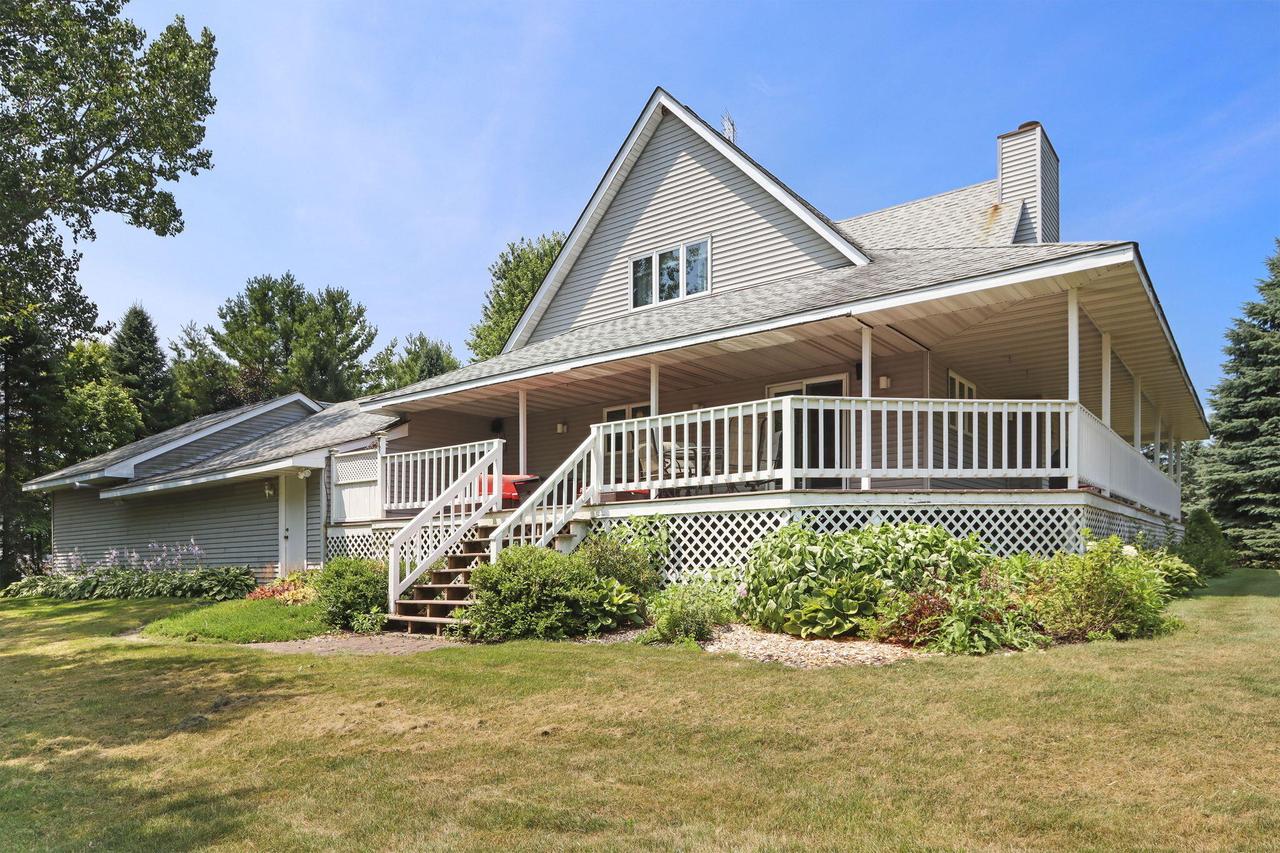 9225 160th Ave, Bristol, WI 53104