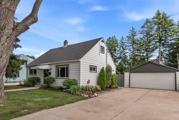 Homes Just Sold That Attend Woodview Elementary School: August 25th to August 31st