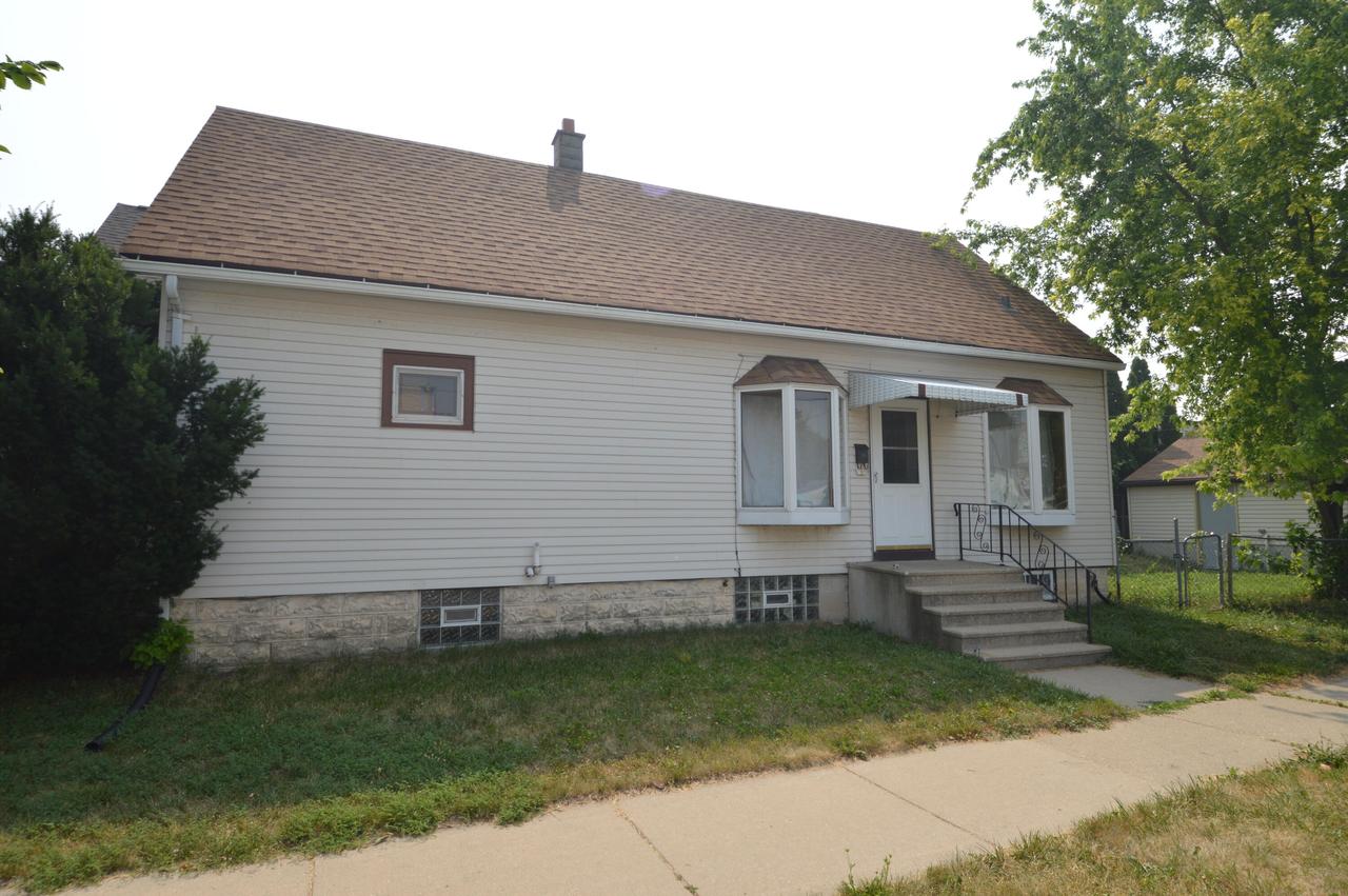 1235 Monroe Ave, South Milwaukee, WI 53172