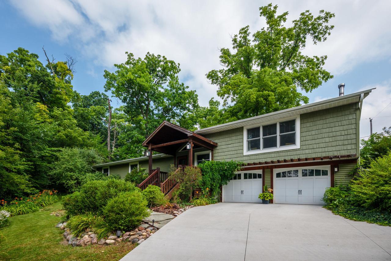 24320 77th St, Paddock Lake, WI 53168