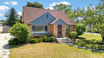 Homes Just Sold That Attend Oostburg Middle School: August 18th to August 24th