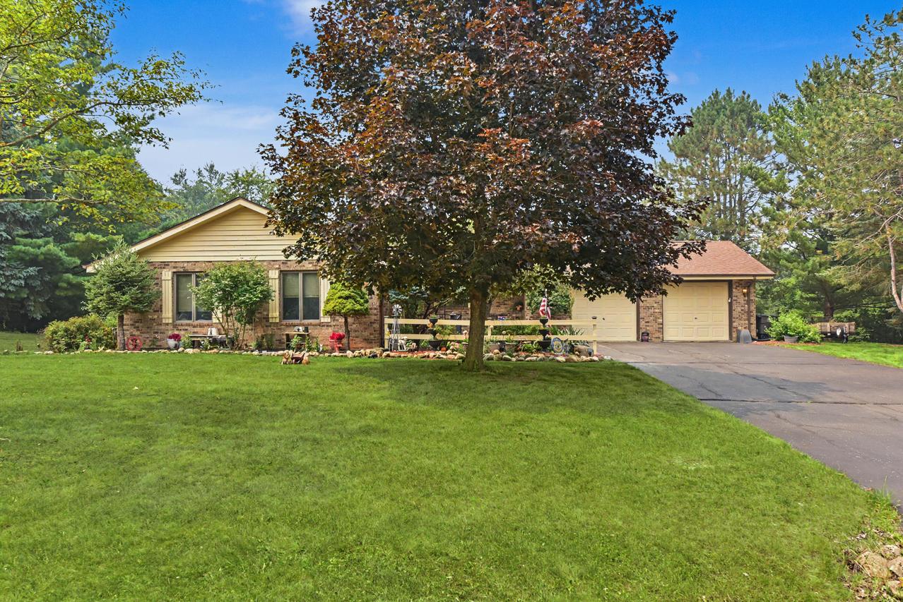 W7676 Stacey Ln, Whitewater, WI 53190