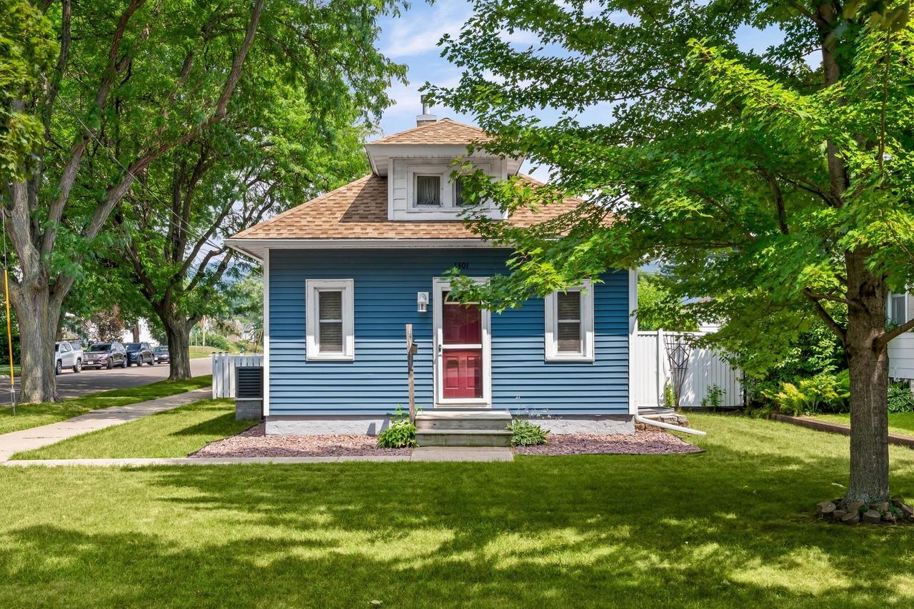 1301 20th St, La Crosse, WI 54601