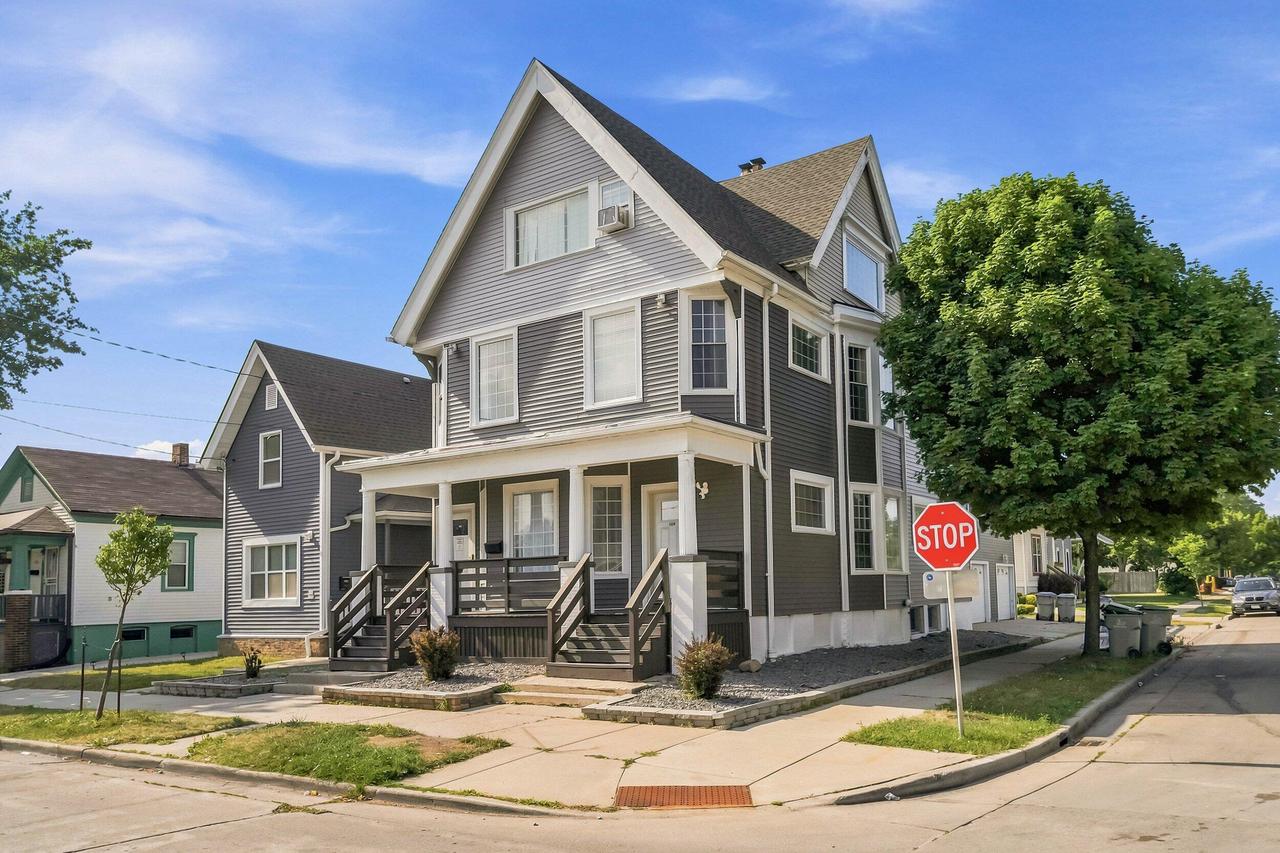 600 W Garfield Ave #602, Milwaukee, WI 53212