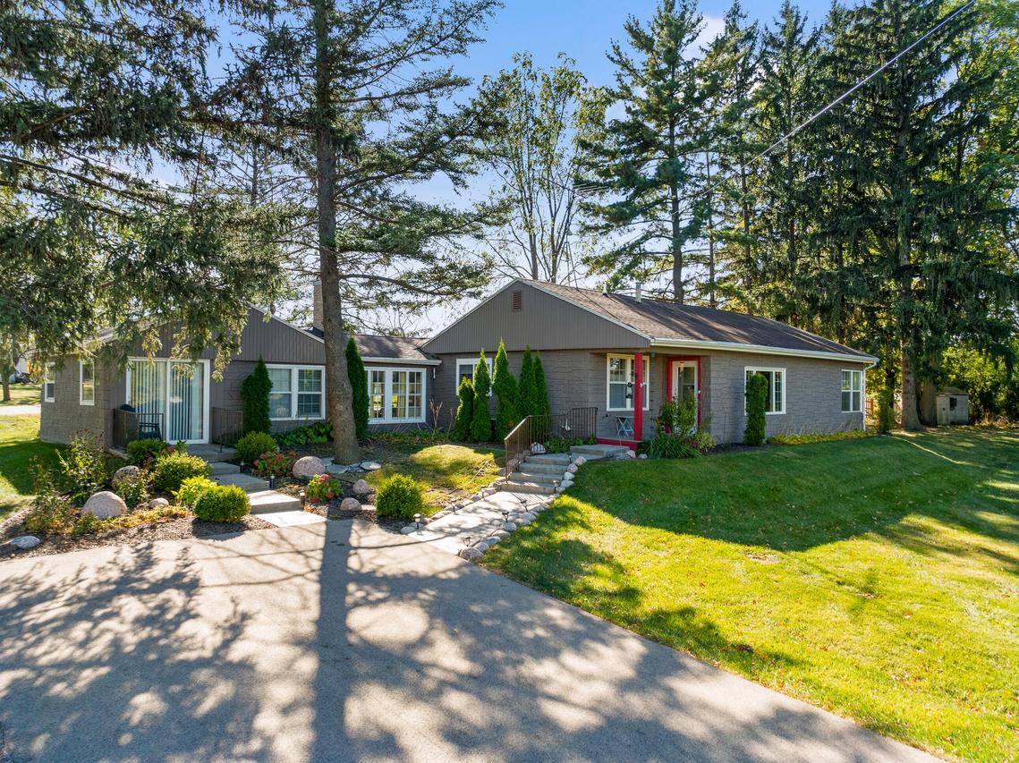 W3693 Glenmore Ave, Linn, WI 53147