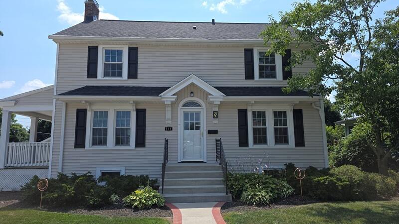 111 Guilford St, Sheboygan Falls, WI 53085