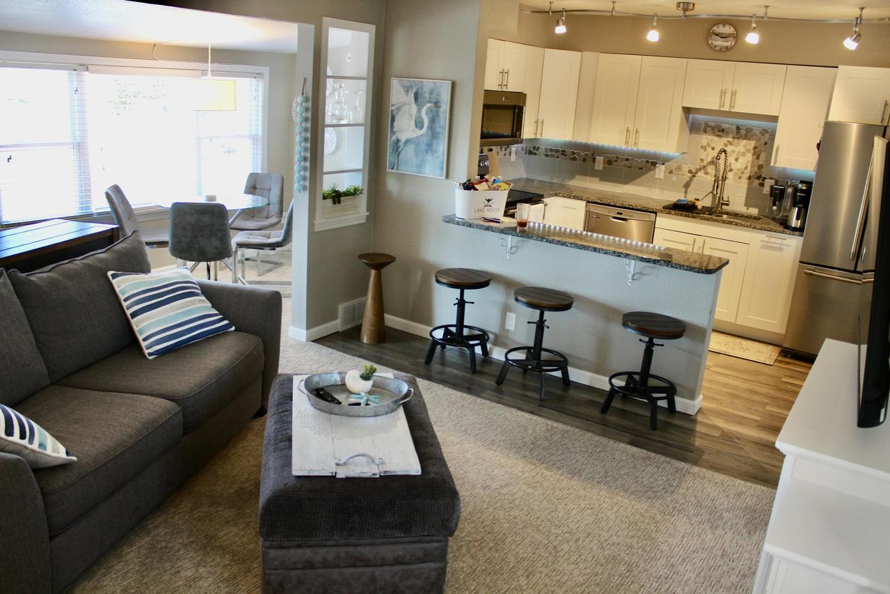 W921 W Kettle Moraine Ln #3, Osceola, WI 53010