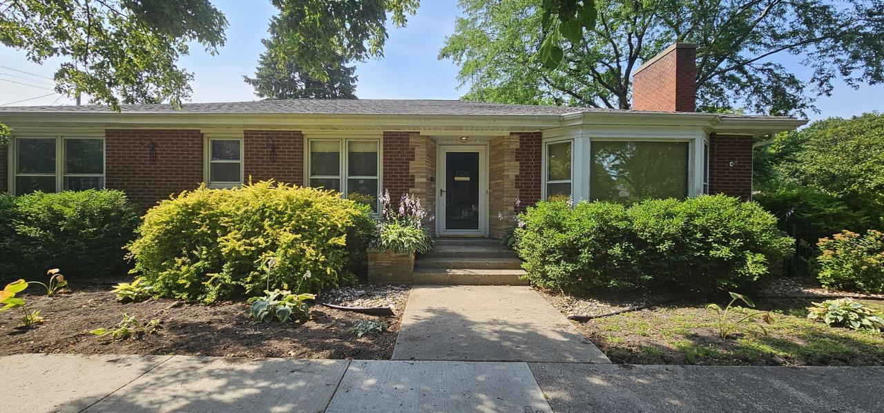 7305 3rd Ave, Kenosha, WI 53143