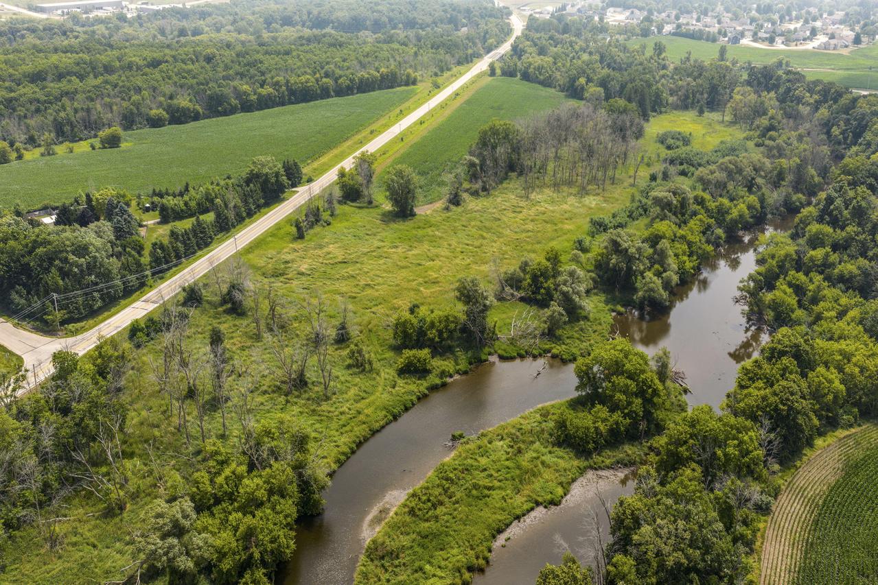 Lt1 County Road Y -, Kekoskee, WI 53050