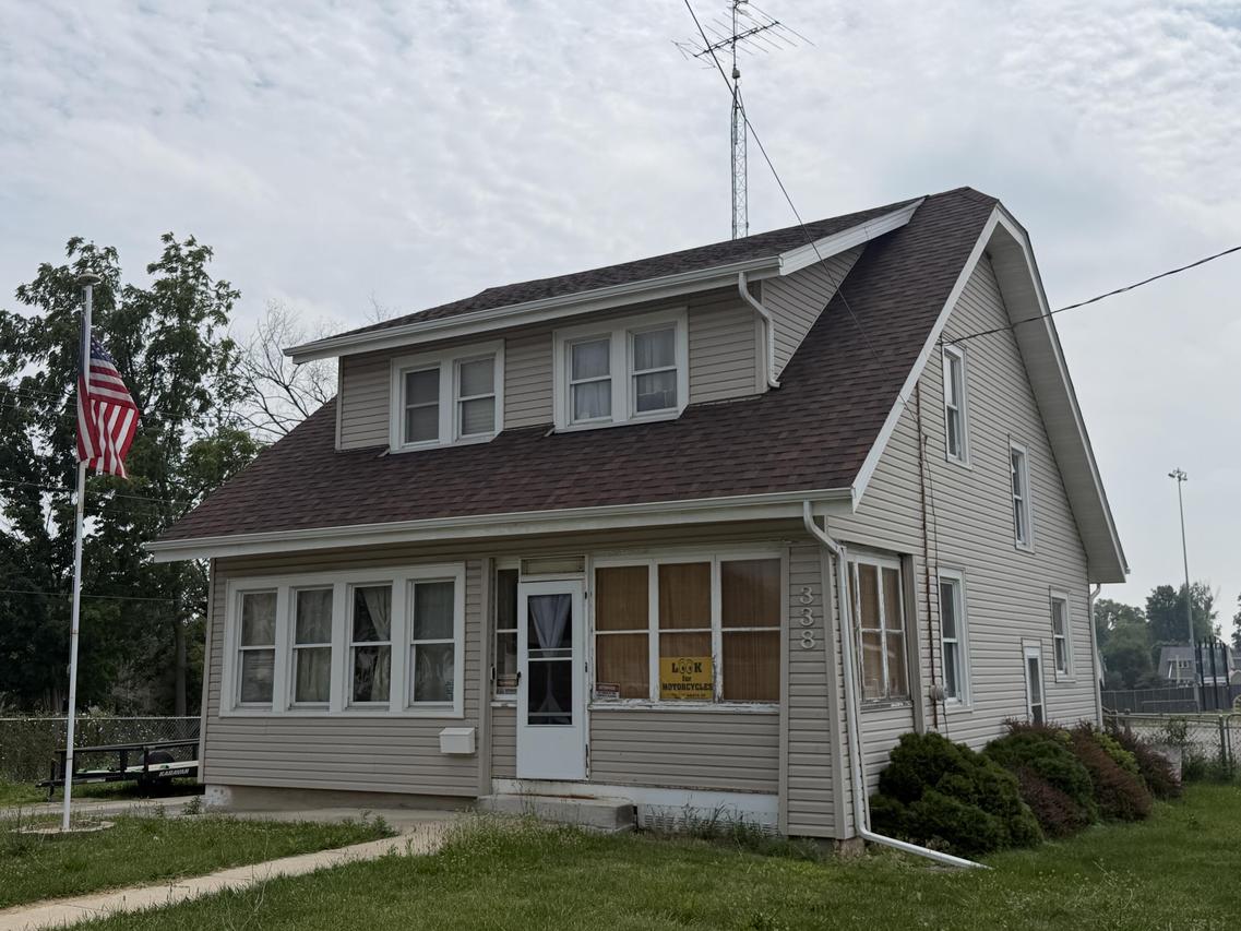 338 E Racine St, Jefferson, WI 53549