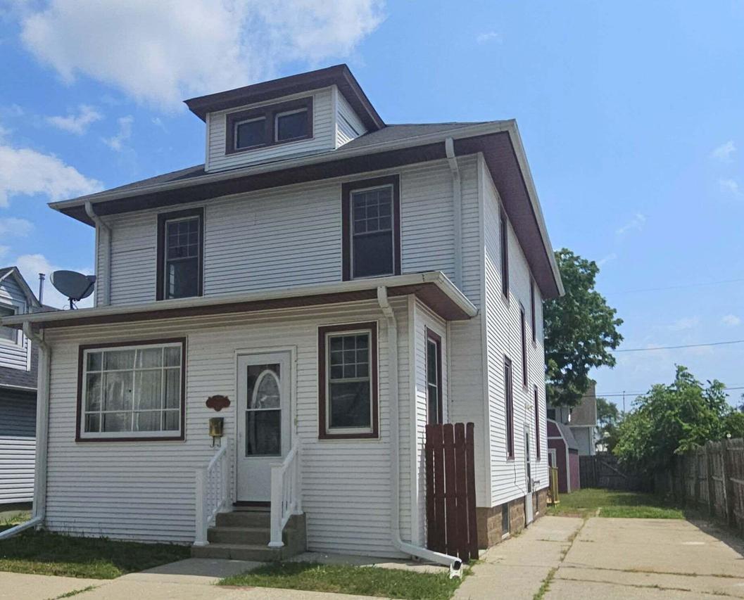 1645 Morton Ave, Racine, WI 53403