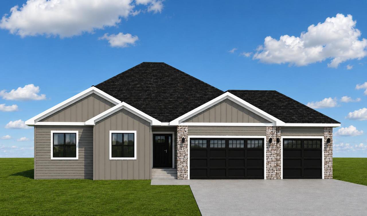 633 Lewis Ct, Holmen, WI 54636