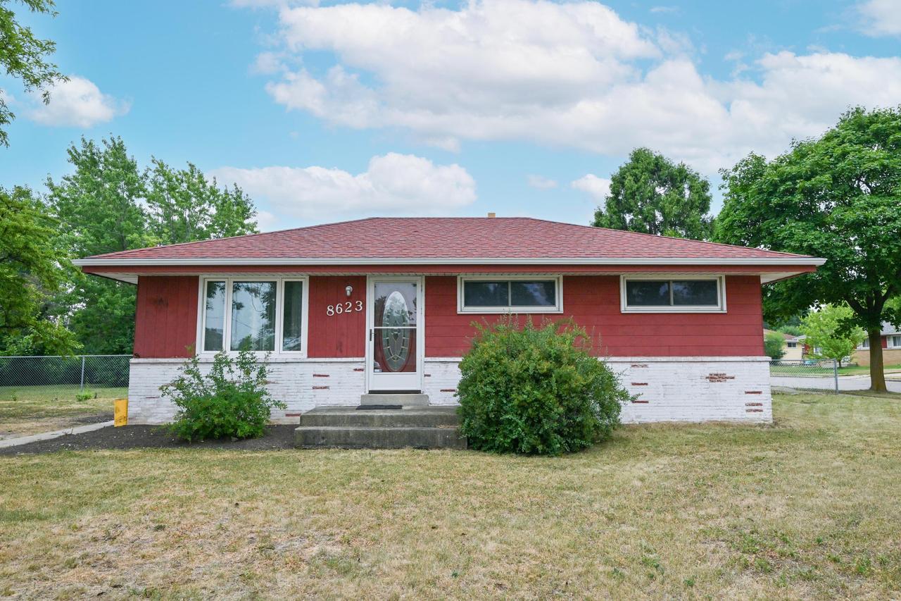 8623 W Mill Rd, Milwaukee, WI 53225