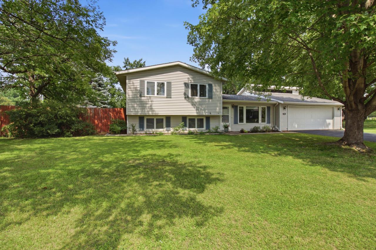 2012 W Craig Ln, Onalaska, WI 54650