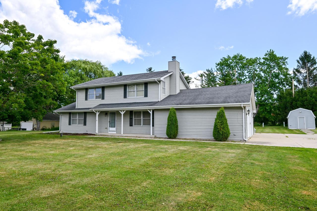 108 High Forest, Grafton, WI 53012