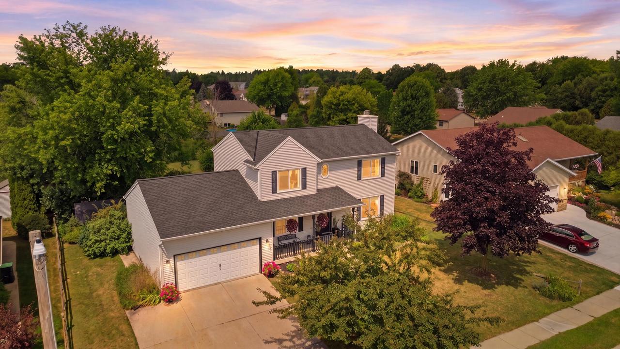 1145 Edgewood Rd, Kewaskum, WI 53040