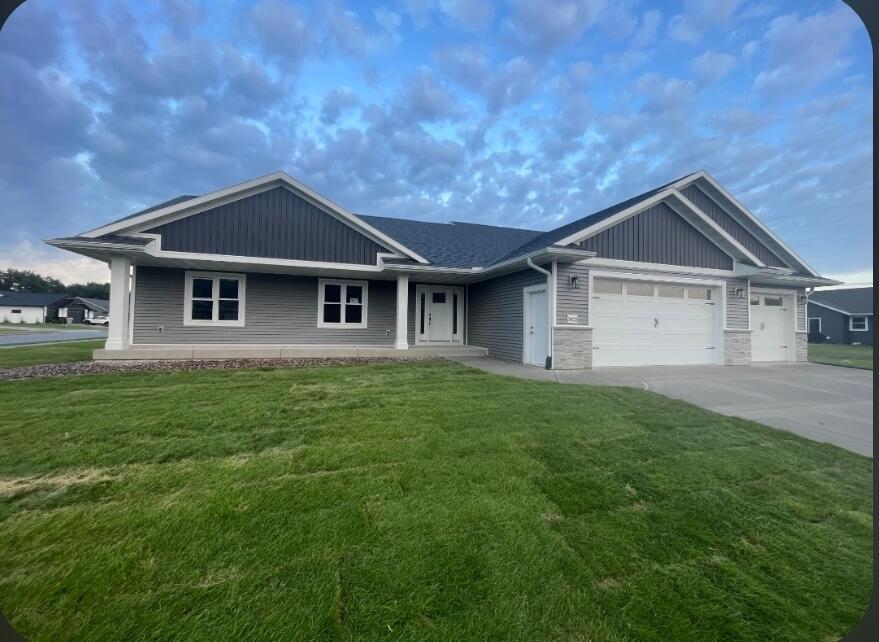 3422 Horton St, Holmen, WI 54636