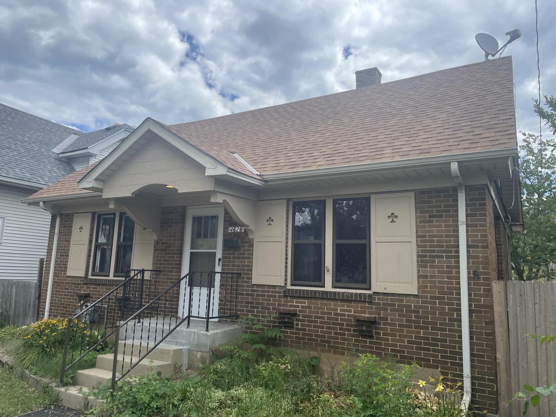 4626 N Ironwood Ln, Glendale, WI 53209
