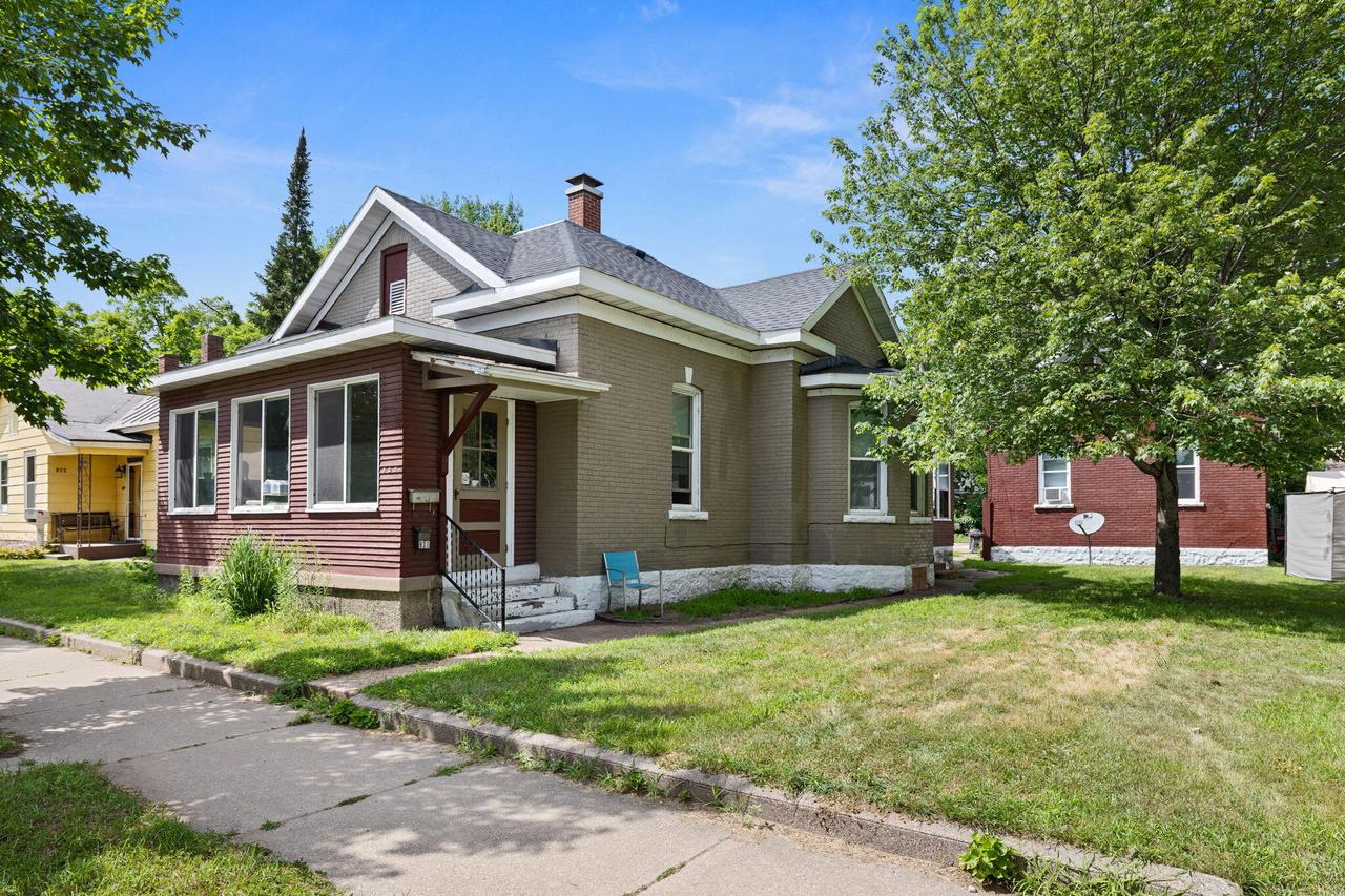 929 Redfield St #931, La Crosse, WI 54601