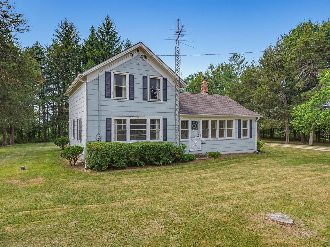 W340N8177 Townline Rd, Lac La Belle, WI 53066
