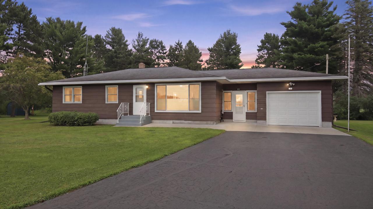 89 East St, Boyceville, WI 54725