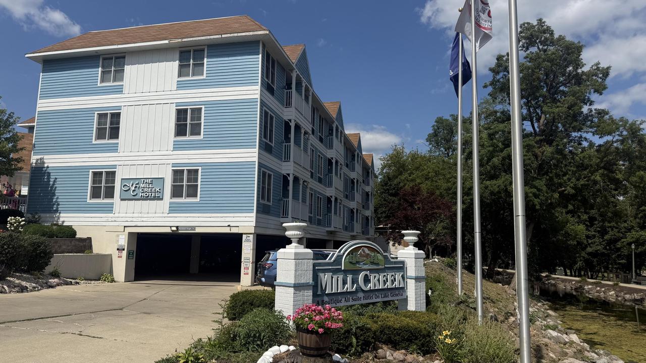123 Center St #201, Lake Geneva, WI 53147