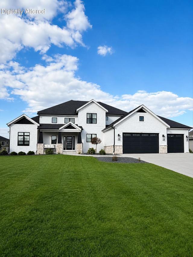 8378 S Nighthawk Trl, Oak Creek, WI 53154