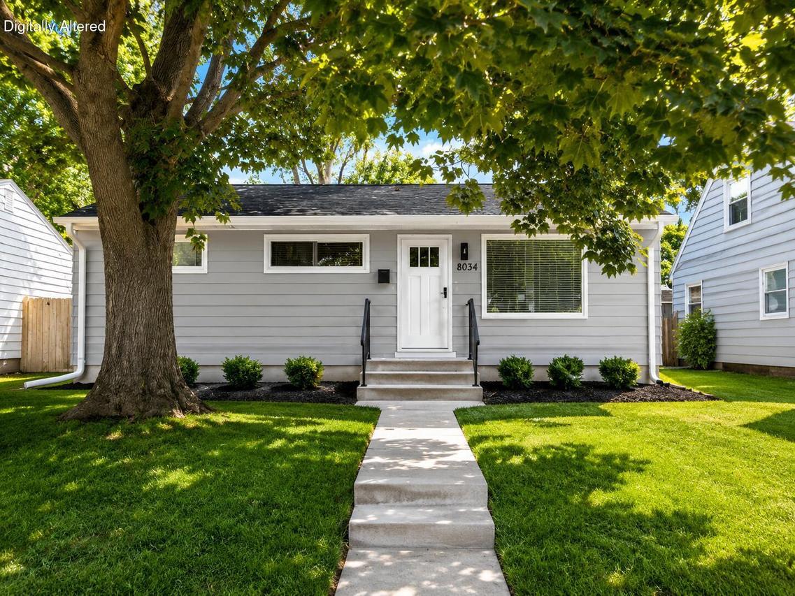 8034 W Grantosa Dr, Milwaukee, WI 53218