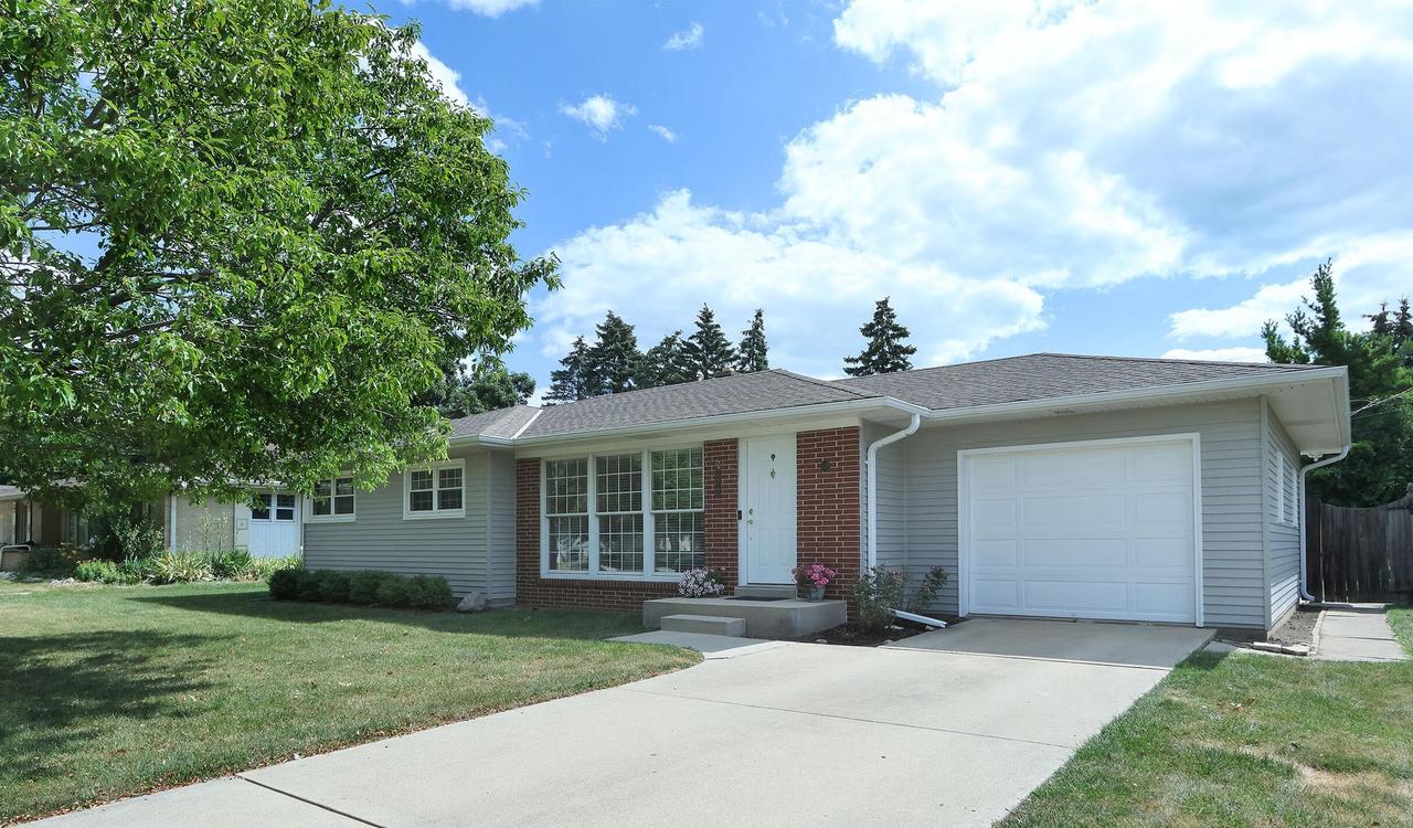 235 Oregon St, Mount Pleasant, WI 53405