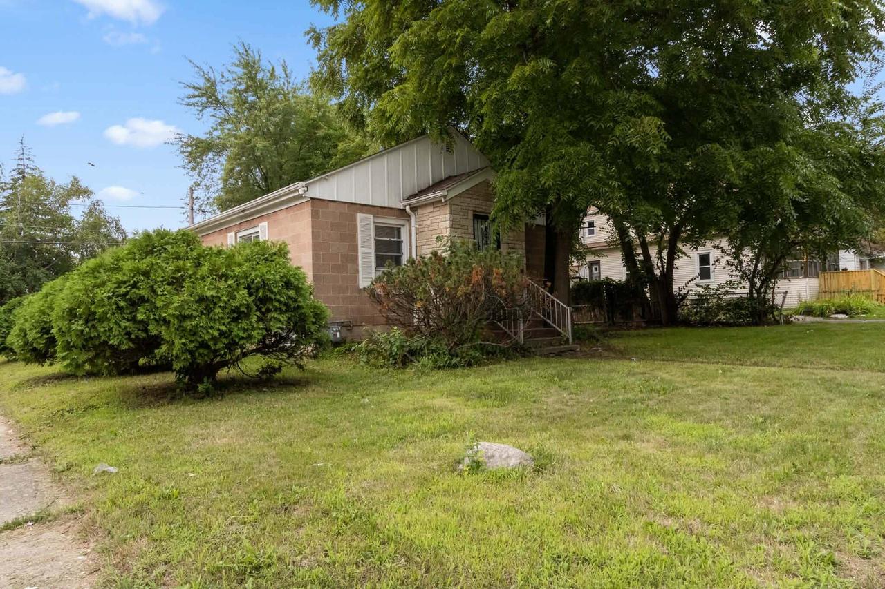 4703 W Villard Ave, Milwaukee, WI 53218