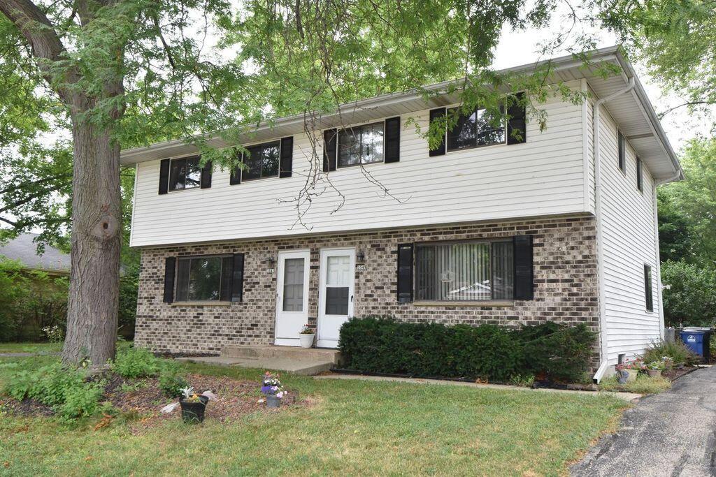 3547 Oakwood Dr #3549, Racine, WI 53406