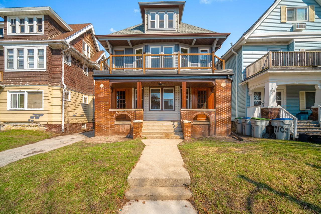 1914 N 48th St #1916, Milwaukee, WI 53208