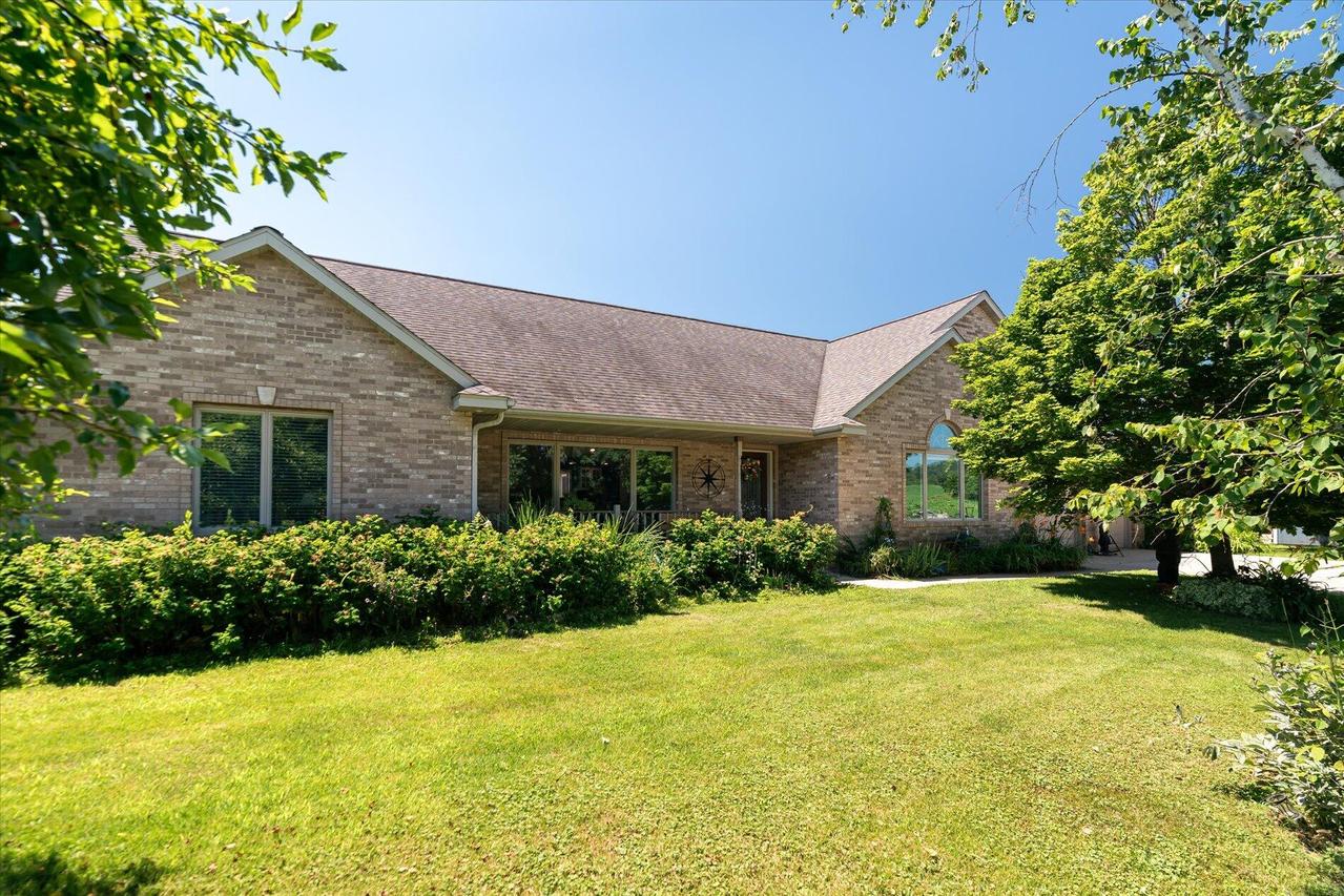 W20841 Brenegan Ln, Gale, WI 54630