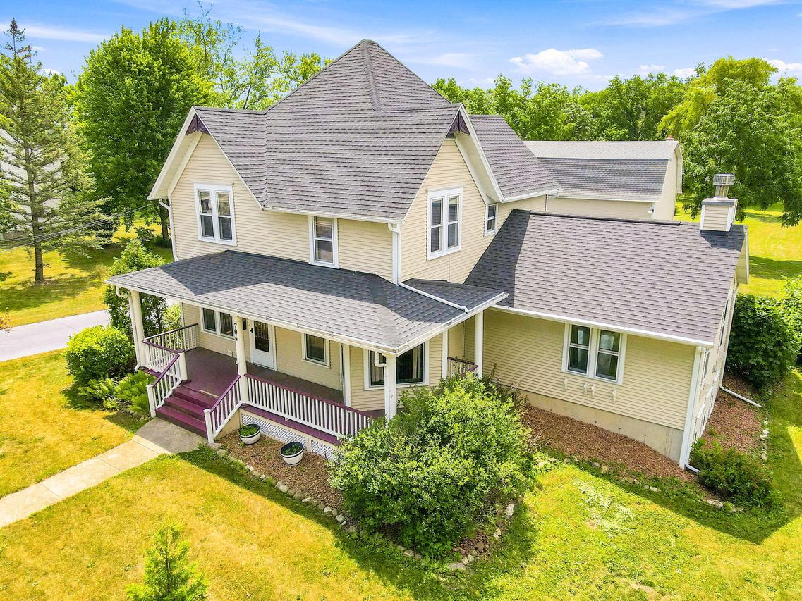 704 E Sherman Ave, Fort Atkinson, WI 53538