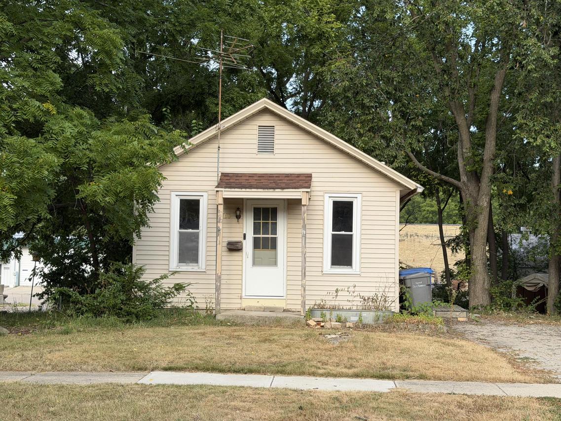 300 Union St, Watertown, WI 53094