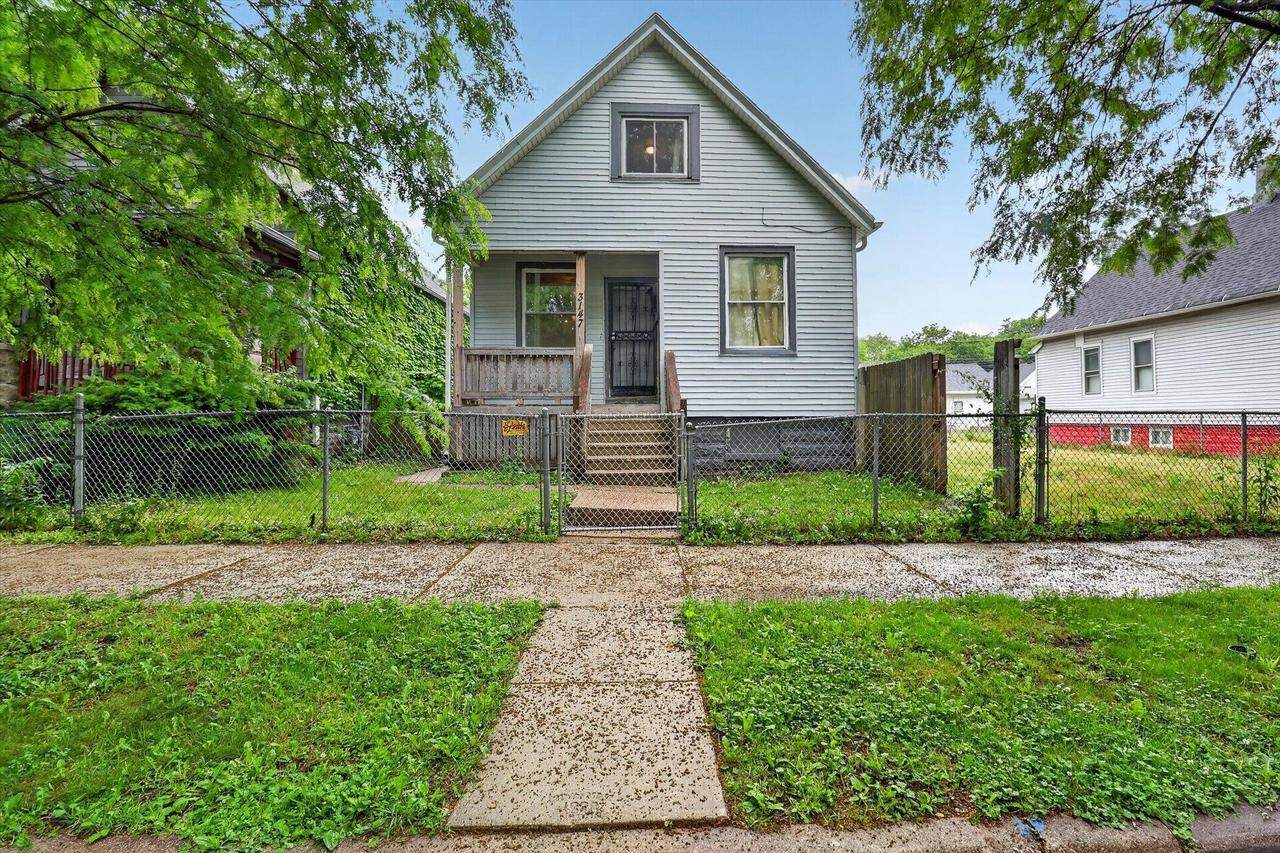 3147 N 39th St #3151, Milwaukee, WI 53216