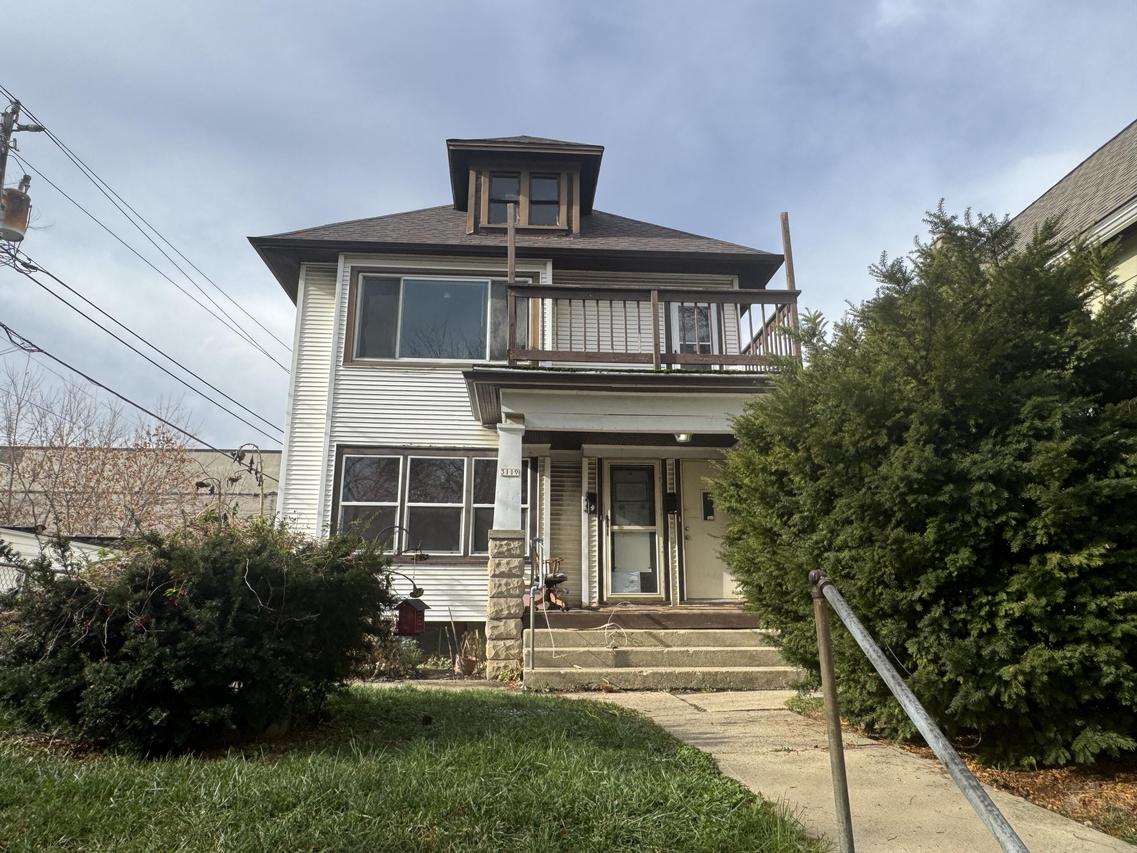 3119 N Booth St #3121, Milwaukee, WI 53212